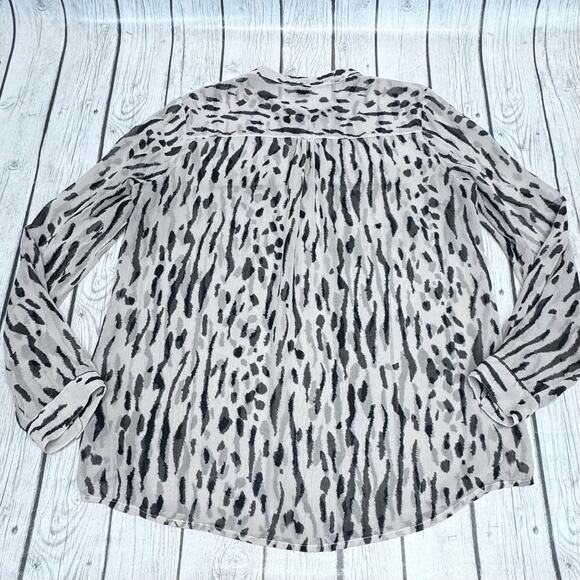 Women’s Rue 21 Animal Print Top Size Medium - Picture 3 of 3
